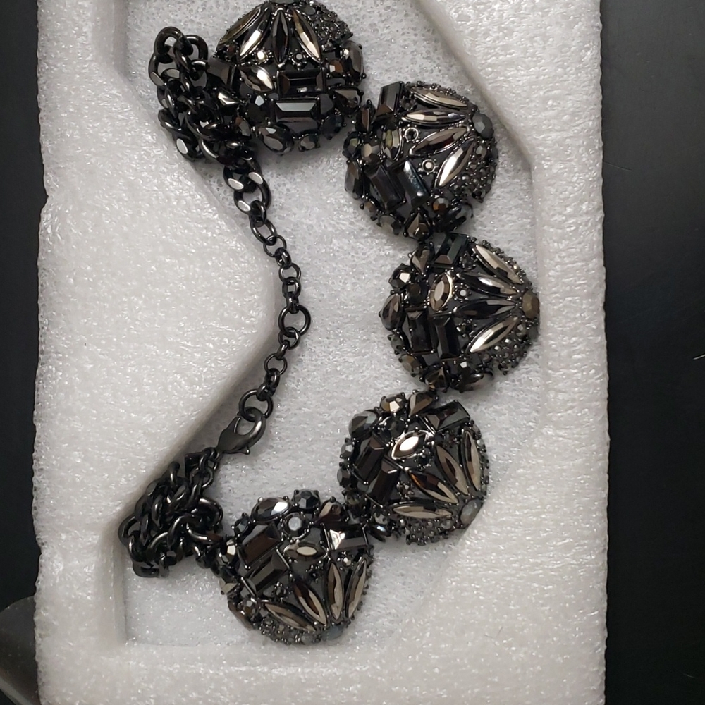 BANANA REPUBLIC Pop Rocks Statement Necklace NEW